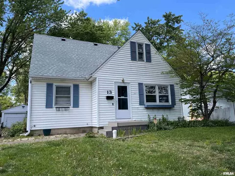 13 N Oxford Rd, Springfield, IL 62704