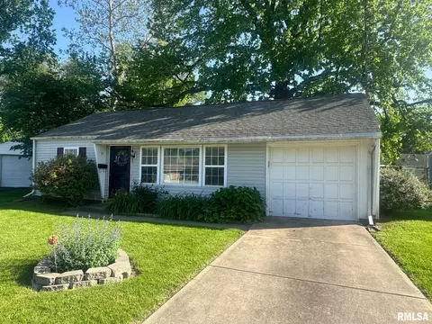 13 Barbara Ct, Springfield, IL 62704 photo 3