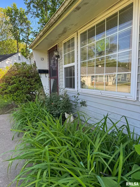 13 Barbara Ct, Springfield, IL 62704 photo 4