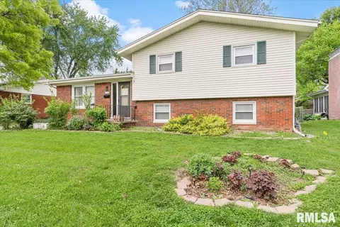 3156 Elmhurst Dr, Springfield, IL 62704 photo 4