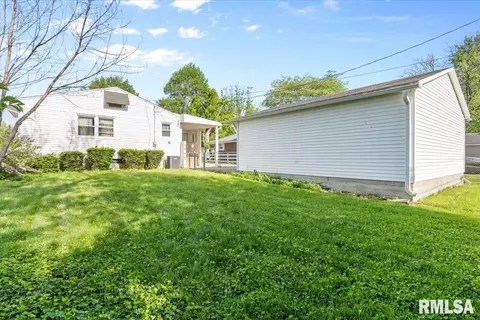 Exterior - 3601 Hooker St, Springfield, IL 62703 photo 3 of 3