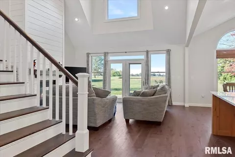 265 S Oaklane Rd, Springfield, IL 62712 photo 5