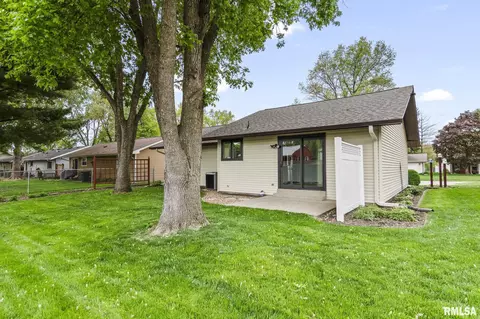208 Glasgow Dr, Springfield, IL 62702 photo 27