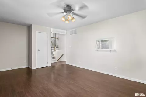 Living - 2016 Stonehenge Rd, Springfield, IL 62702 photo 3 of 3