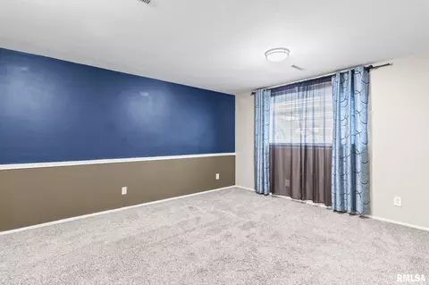 Bedroom - 2016 Stonehenge Rd, Springfield, IL 62702 photo 10 of 10