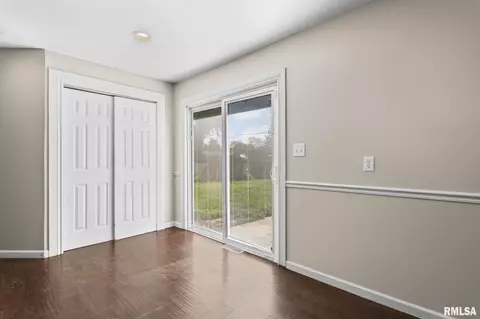 Entry Way - 2016 Stonehenge Rd, Springfield, IL 62702 photo 2 of 2