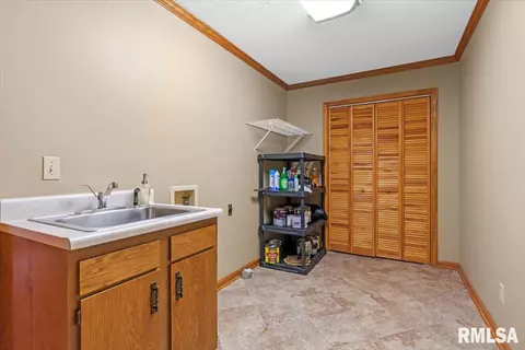 Other - 7908 Hunt Rd, Springfield, IL 62712 photo 8 of 10
