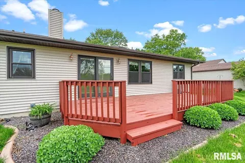 Exterior - 7908 Hunt Rd, Springfield, IL 62712 photo 7 of 8