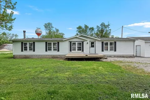 208 West St, Franklin, IL 62638