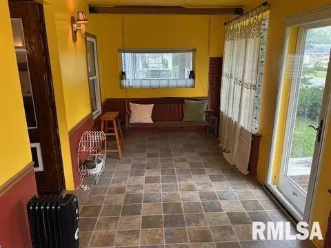 1700 S Douglas St, Springfield, IL 62704 photo 7