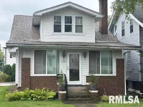 1700 S Douglas St, Springfield, IL 62704