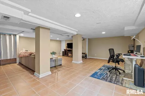 Other - 732 W Fayette Ave, Springfield, IL 62703 photo 5 of 7