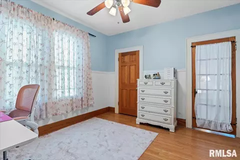 Bedroom - 732 W Fayette Ave, Springfield, IL 62703 photo 1 of 3