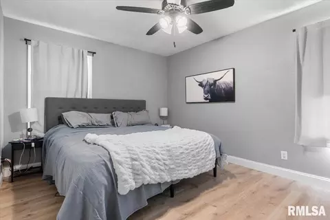 Bedroom - 85 Pakey Dr, Springfield, IL 62712 photo 1 of 6