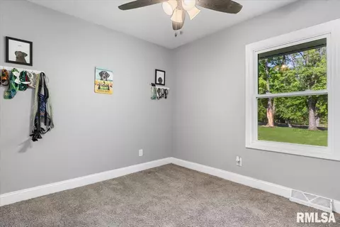 Bedroom - 85 Pakey Dr, Springfield, IL 62712 photo 3 of 6