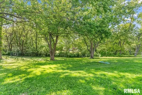 Exterior - 85 Pakey Dr, Springfield, IL 62712 photo 5 of 5