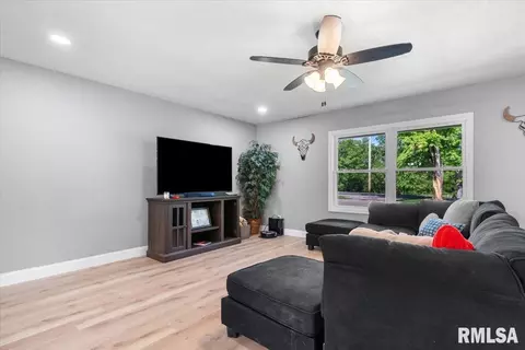 Other - 85 Pakey Dr, Springfield, IL 62712 photo 2 of 12