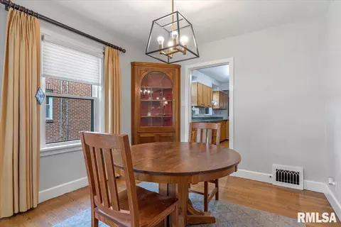 2034 S Lincoln Ave, Springfield, IL 62704 photo 9