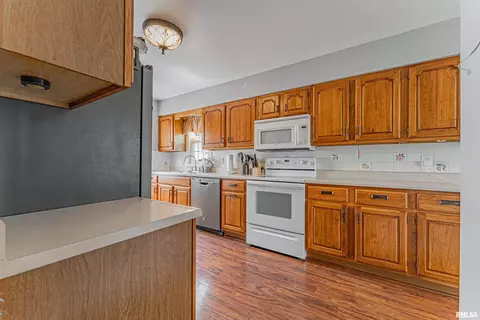 1825 N 22nd St, Springfield, IL 62702 photo 5