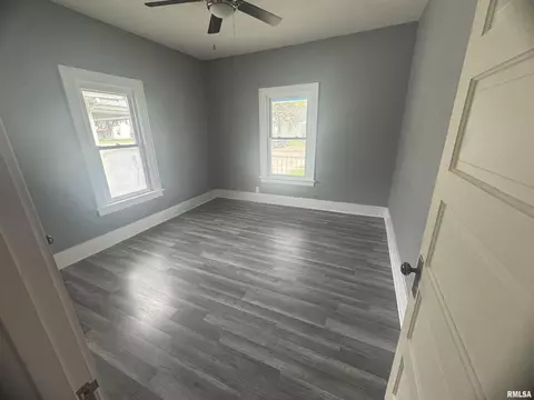 Bedroom - 1039 N Franklin Ave, Springfield, IL 62702 photo 1 of 3