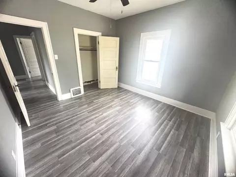 Bedroom - 1039 N Franklin Ave, Springfield, IL 62702 photo 2 of 3