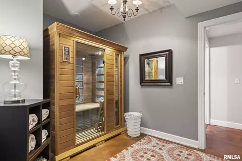 Entry Way - 4901 Wildcat Run, Springfield, IL 62711 photo 5 of 5