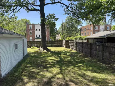 Exterior - 620 W Vine St, Springfield, IL 62704 photo 7 of 7