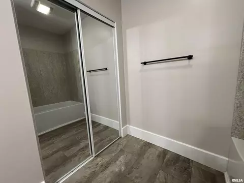 Other - 620 W Vine St, Springfield, IL 62704 photo 1 of 5