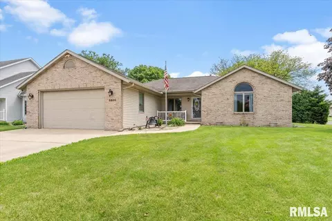 3800 Bergamot Dr, Springfield, IL 62712
