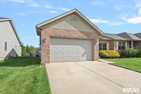 3303 Mackinaw Ln, Springfield, IL 62711 photo 3