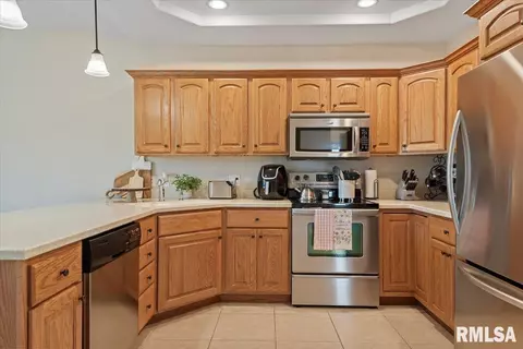 3303 Mackinaw Ln, Springfield, IL 62711 photo 9