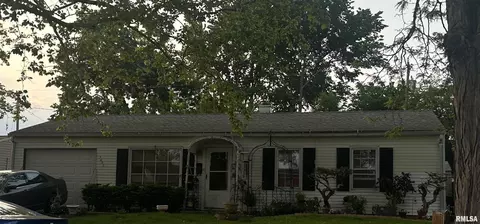3425 Melodie Ln, Quincy, IL 62301
