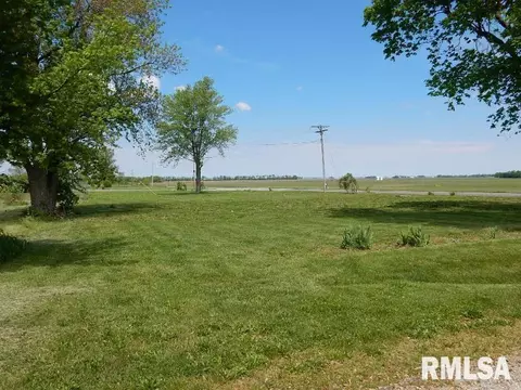 10517 Main St, Lowder, IL 62662 photo 2