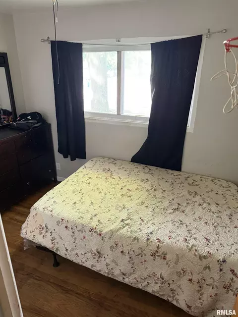1600 S Pope Ave, Springfield, IL 62703 photo 5