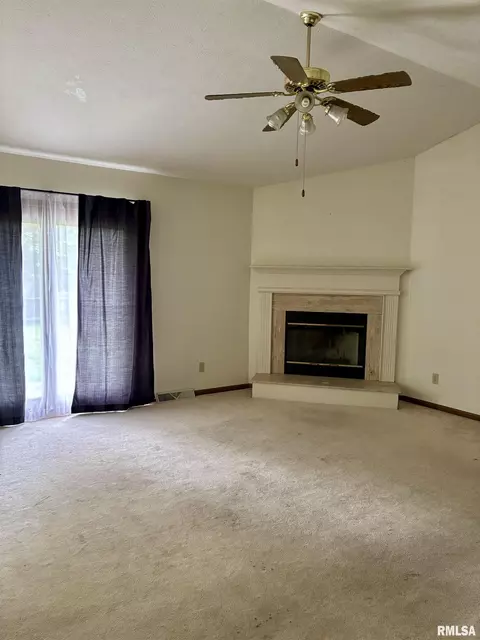 1212 Mildred Ct, Springfield, IL 62712 photo 17