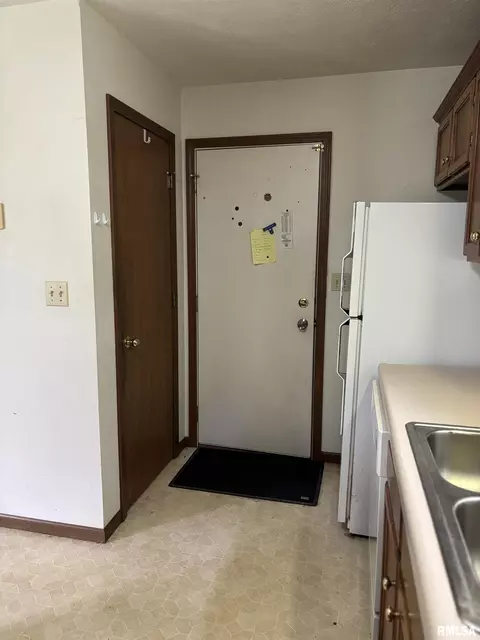 1212 Mildred Ct, Springfield, IL 62712 photo 9