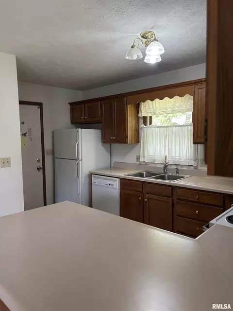 1212 Mildred Ct, Springfield, IL 62712 photo 7