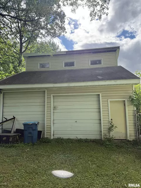 Other - 2853 Hoover Ave, Springfield, IL 62703 photo 2 of 5