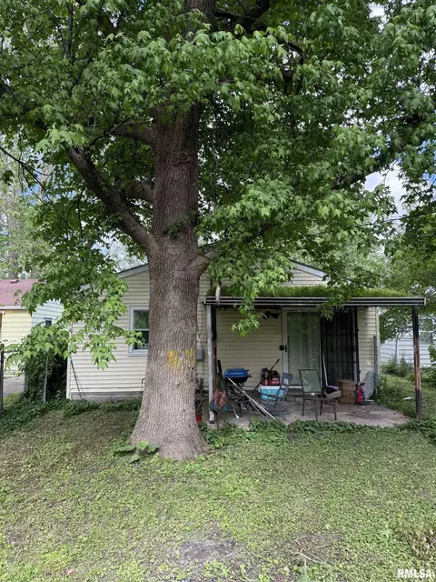 Exterior - 2853 Hoover Ave, Springfield, IL 62703 photo 2 of 2