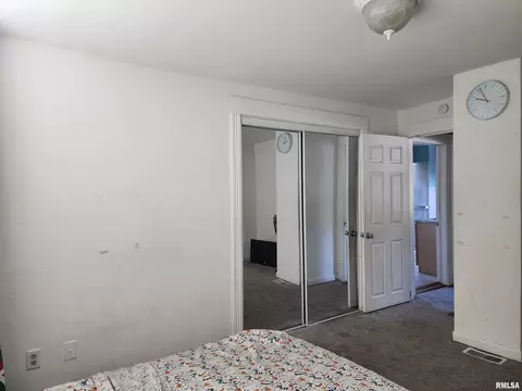 Bedroom - 1921 S Spring St, Springfield, IL 62704 photo 3 of 4