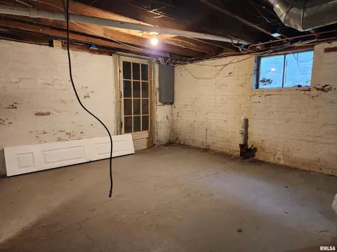 Other - 1921 S Spring St, Springfield, IL 62704 photo 7 of 9