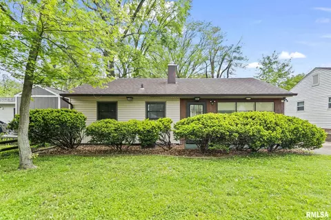 2330 Dover St, Springfield, IL 62703