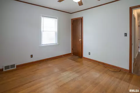 1556 W Edwards St, Springfield, IL 62704 photo 11