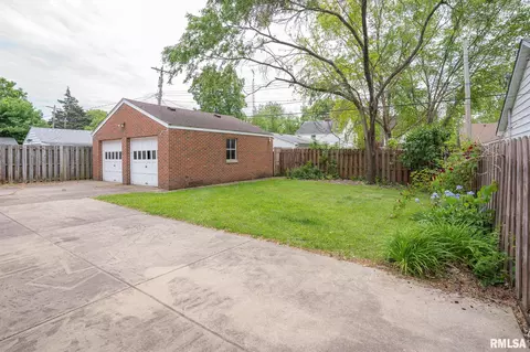 1556 W Edwards St, Springfield, IL 62704 photo 26