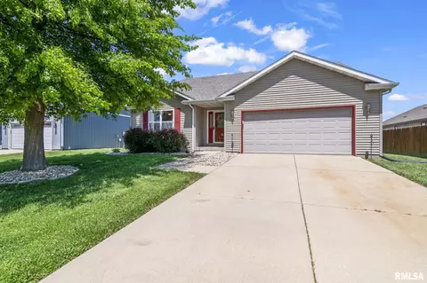 2721 Carl Prairie Dr, Springfield, IL 62703