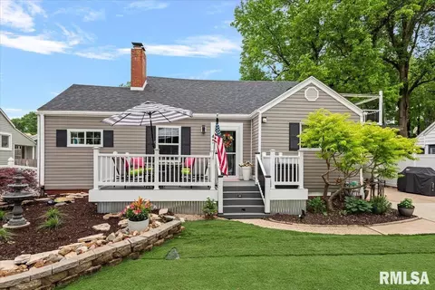 4 Owens Ln, Springfield, IL 62704