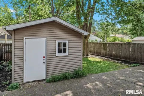 822 S Douglas Ave, Springfield, IL 62704 photo 30