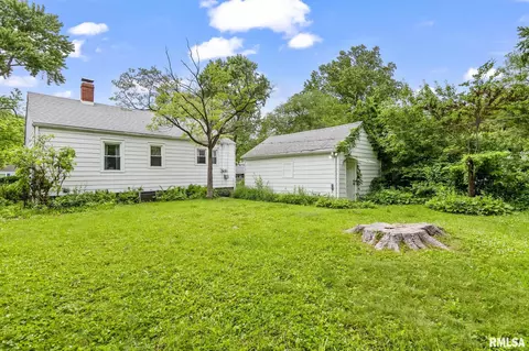 Exterior - 1216 N Rutledge St, Springfield, IL 62702 photo 3 of 3