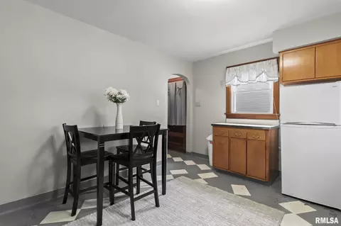 Dining - 1216 N Rutledge St, Springfield, IL 62702 photo 1 of 1