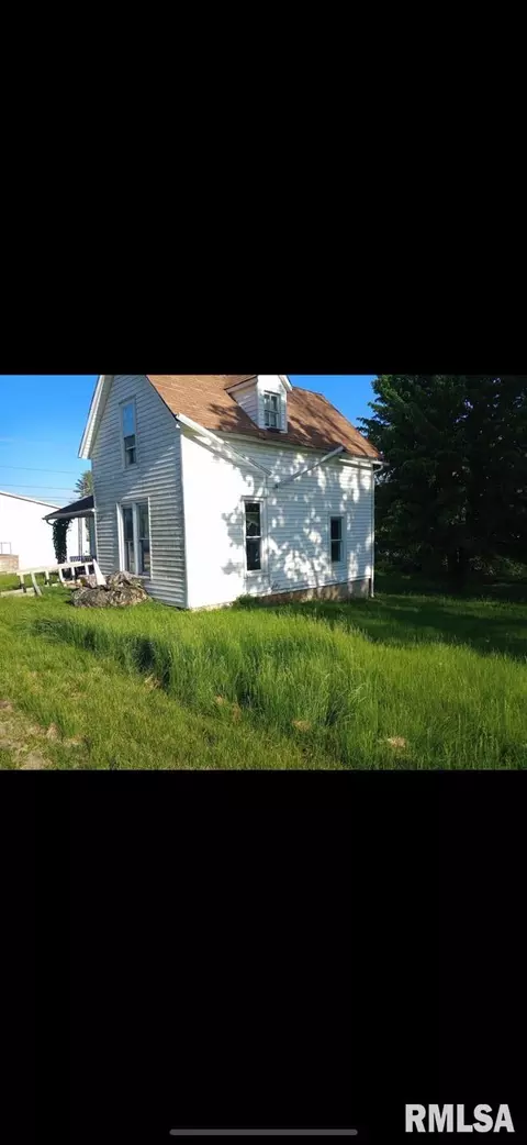 1360 Oak St, Hamilton, IL 62341 photo 2